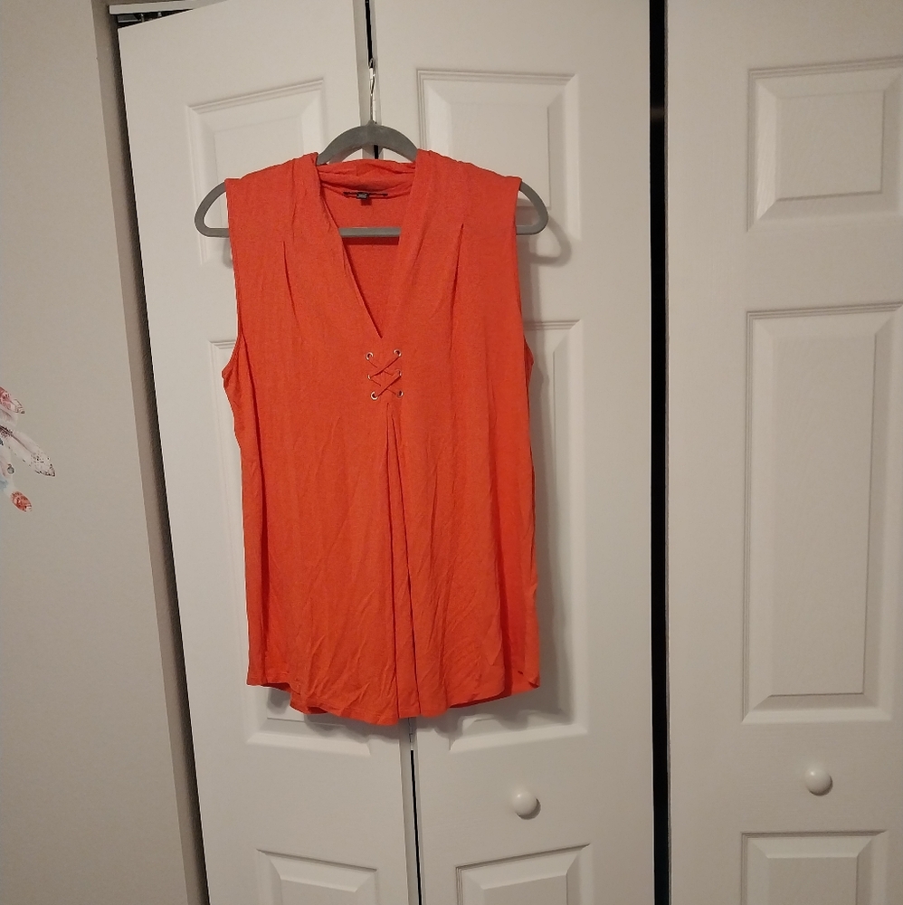 NWOT Cable & Gauge sleeveless top size XL